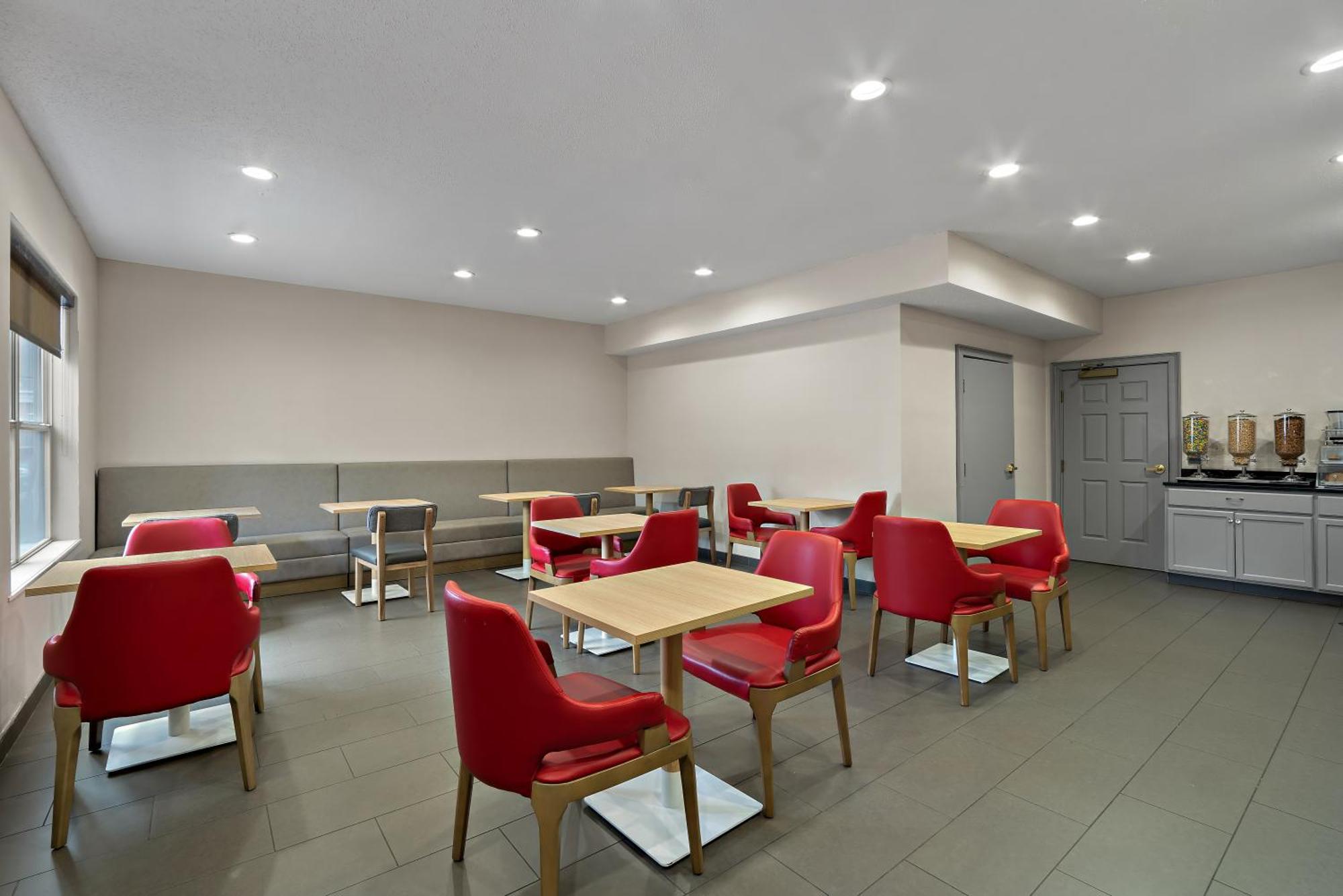 Comfort Inn & Suites Santee I-95 Exteriör bild