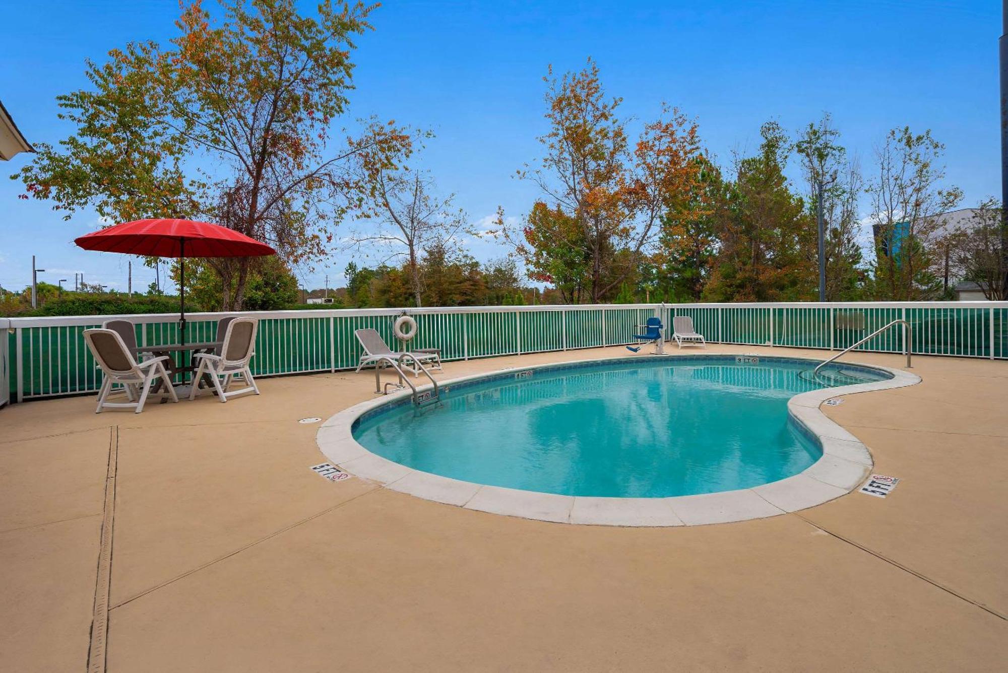 Comfort Inn & Suites Santee I-95 Exteriör bild