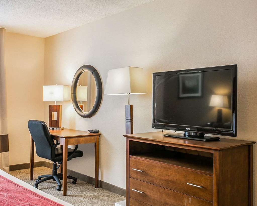 Comfort Inn & Suites Santee I-95 Rum bild